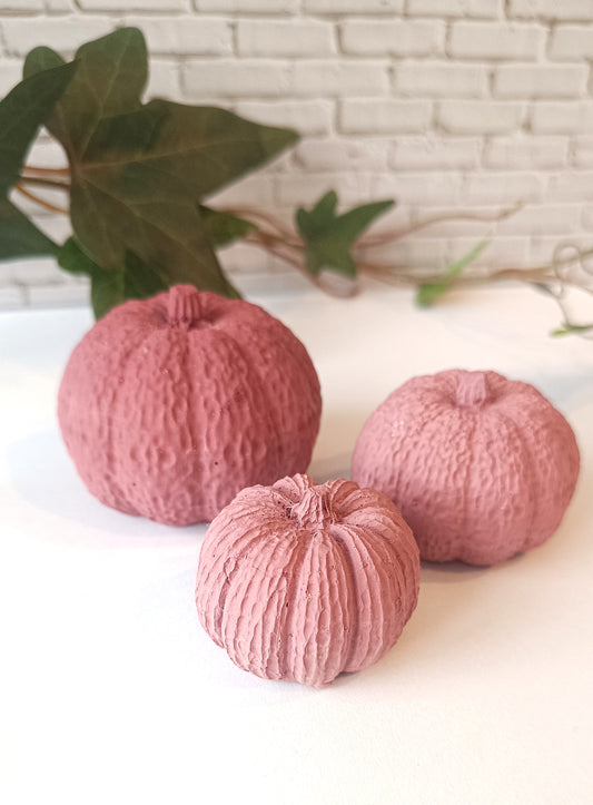 Handgemachtes 3er Set Kürbisse aus Gießkeramik – Herbstdeko in verschiedenen Farben